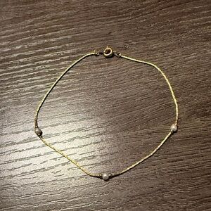 Elegant Gold -Plated Pearl Bracelet